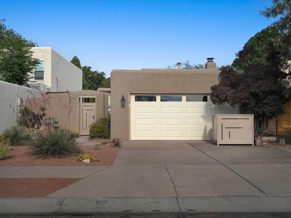 5227 Saratoga Drive NW, Albuquerque, NM 87120