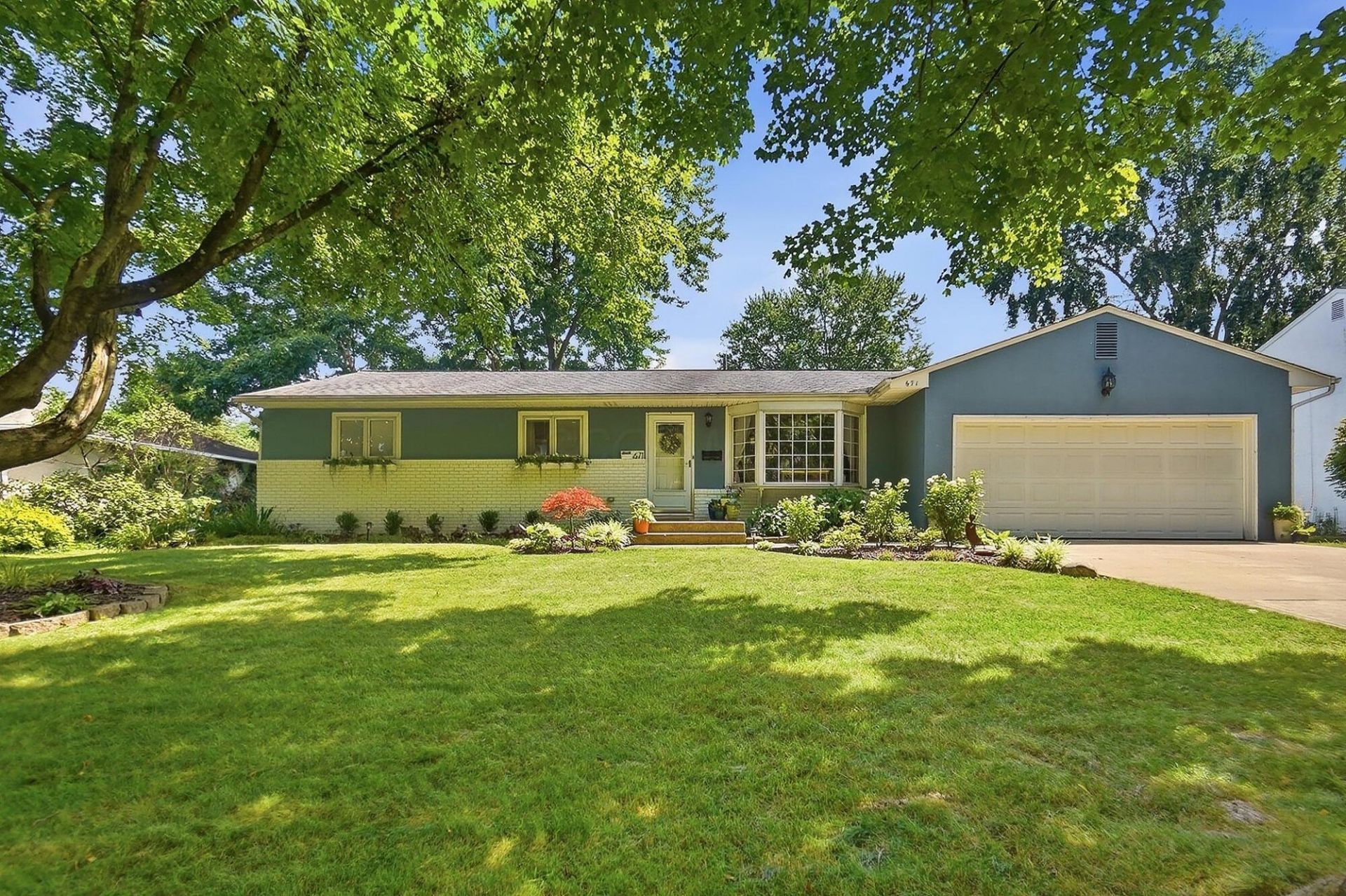 671 Overlook Drive , Columbus, OH 43214 Main Photo