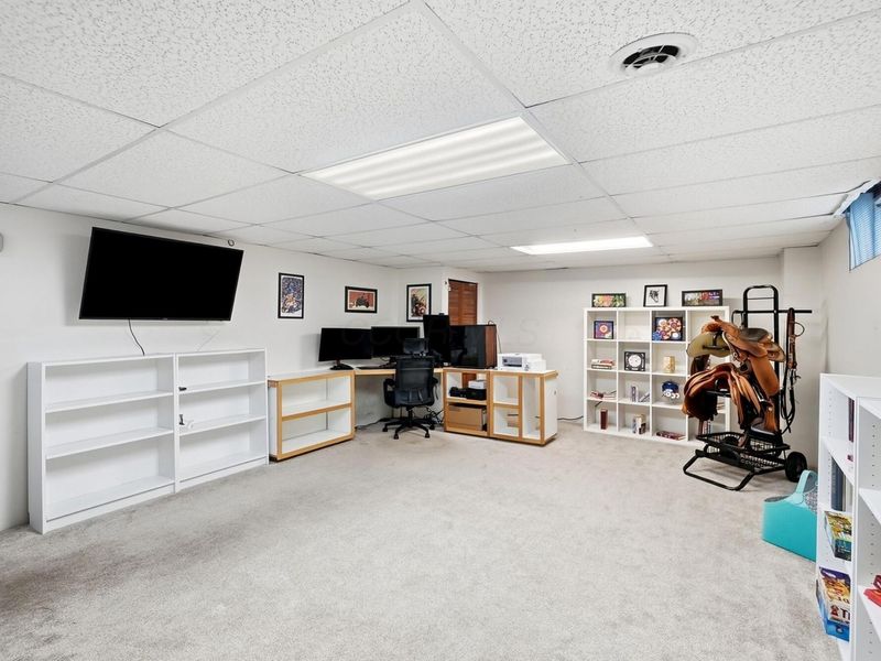 671 Overlook Drive, Columbus, OH 43214 Photo 43
