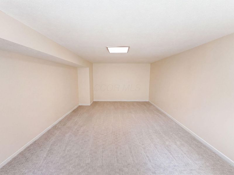 1332 Delcastle Loop , Grove City, OH 43123 Photo 16