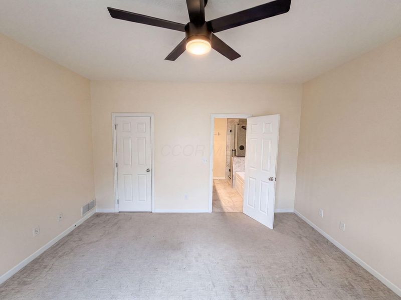 1332 Delcastle Loop , Grove City, OH 43123 Photo 4