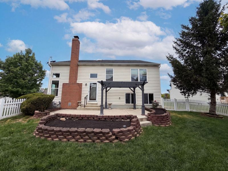1332 Delcastle Loop , Grove City, OH 43123 Photo 5