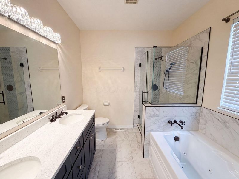 1332 Delcastle Loop , Grove City, OH 43123 Photo 8