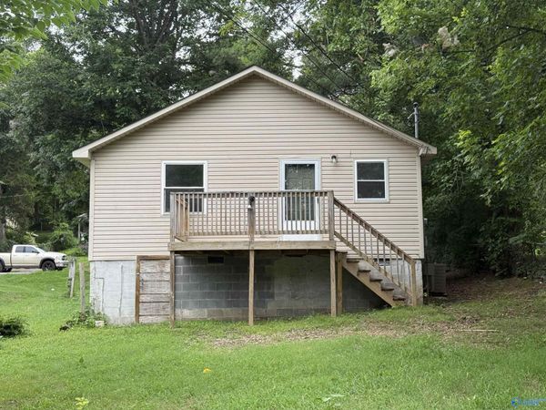 1819 Rayburn Avenue, Guntersville, AL 35976