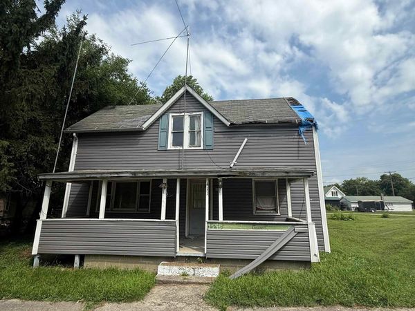411 W Franklin Street, Delphi, IN 46923