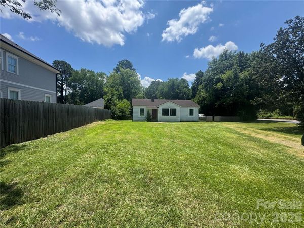 5410 Closeburn Road , Charlotte, NC 28210