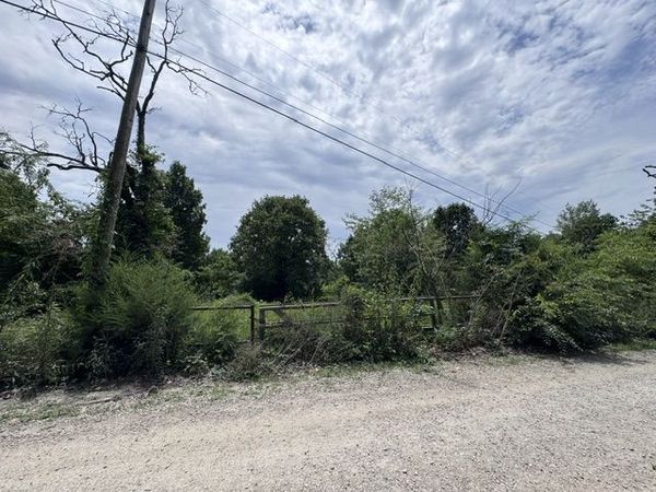 001-06286-001 Cr 484 , Clarkridge, AR 72623