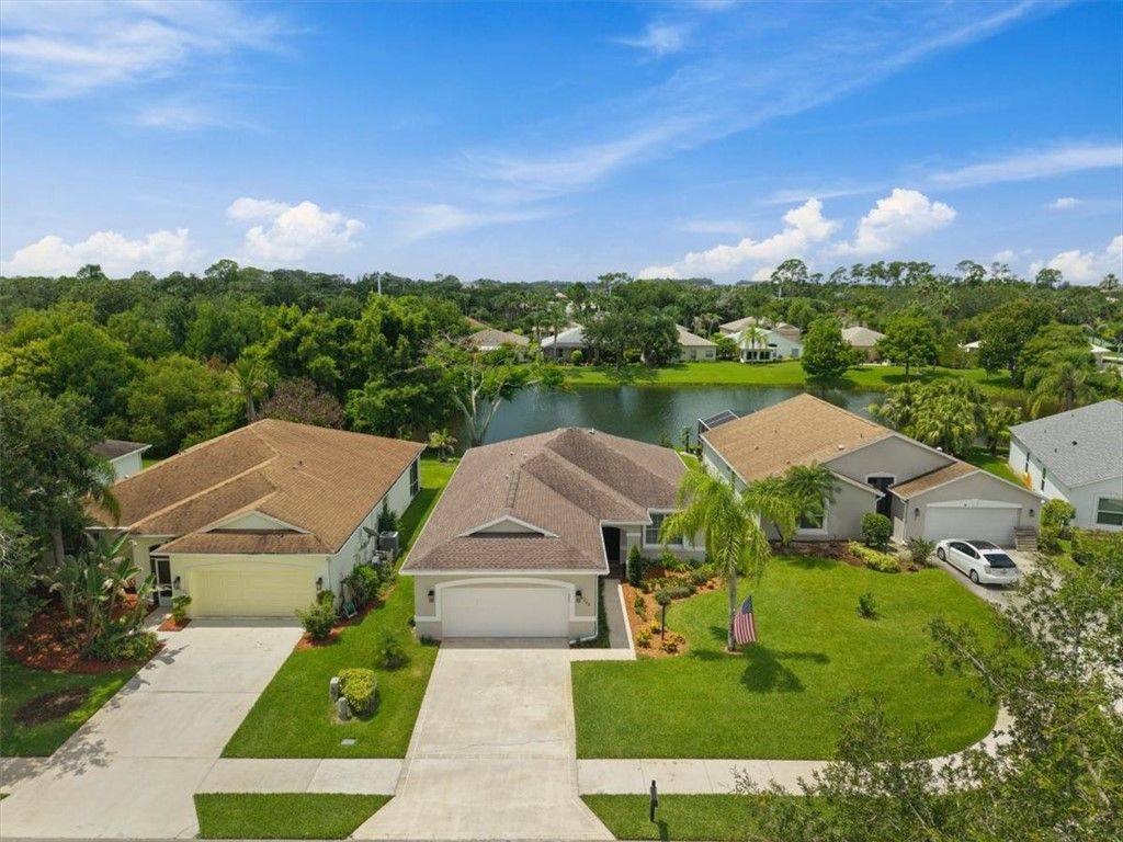 6265 33rd Manor, Vero Beach, FL 32966 Photo