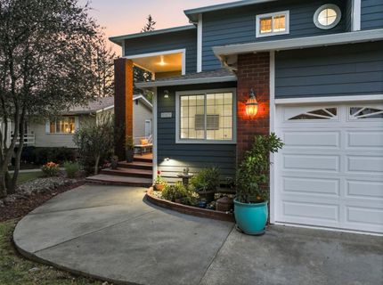 13431 Torrey Pines Dr, Auburn, CA 95602 Photo