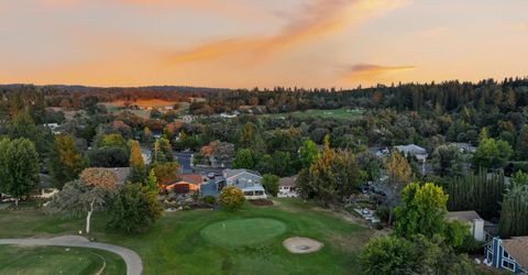 13431 Torrey Pines Dr, Auburn, CA 95602 Photo