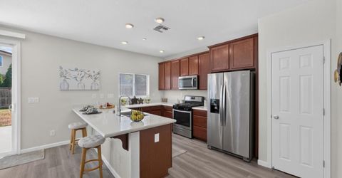 2924 Longboat Key Way, Sacramento, CA 95835 Photo