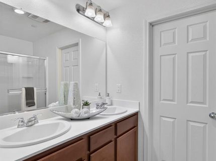 2924 Longboat Key Way, Sacramento, CA 95835 Photo