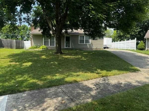 375 Westport Drive , Groveport, OH 43125