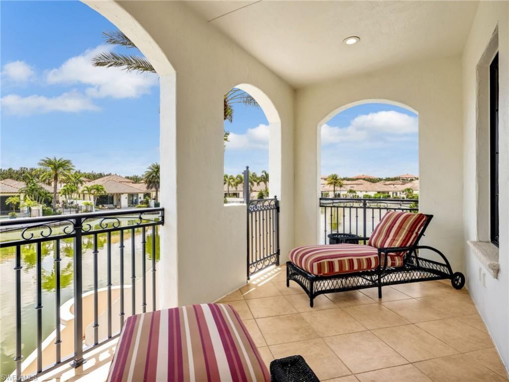 16649 Toscana Cir, Unit 803, Naples, FL 34110 Photo