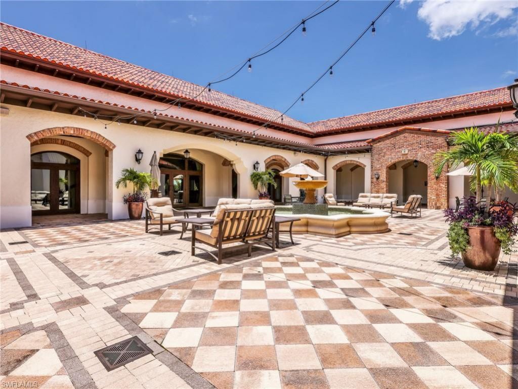 16649 Toscana Cir, Unit 803, Naples, FL 34110 Photo