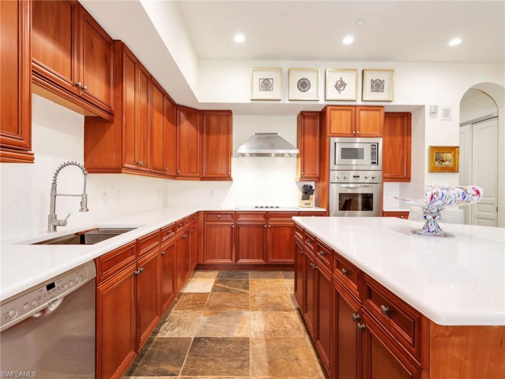 16649 Toscana Cir, Unit 803, Naples, FL 34110 Photo