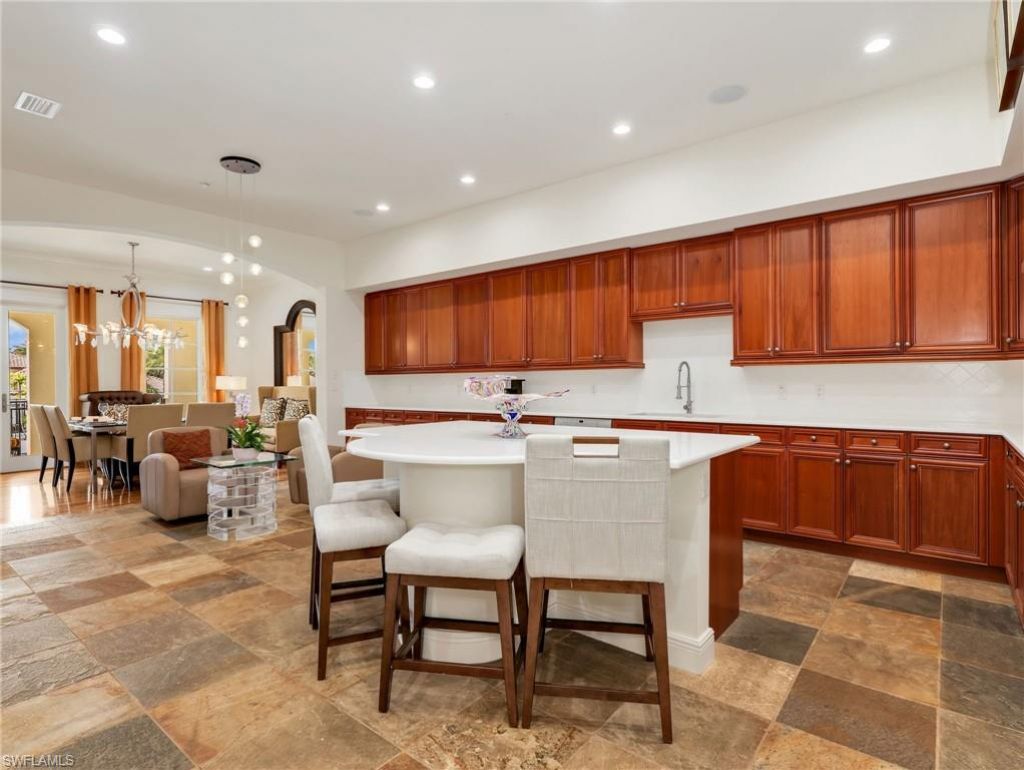 16649 Toscana Cir, Unit 803, Naples, FL 34110 Photo