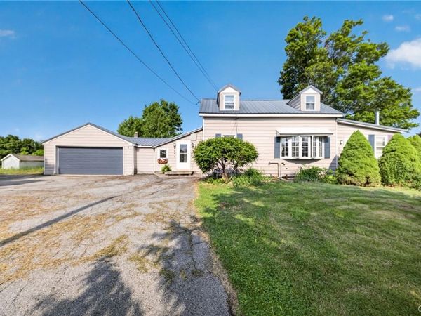 4301 Young Road, Syracuse, NY 13215