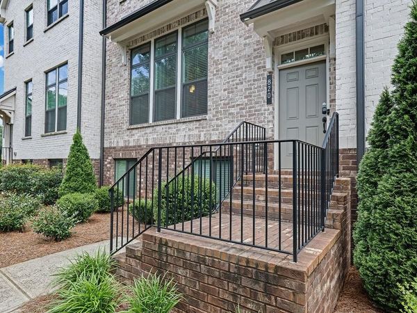 820 Fair View Circle, Roswell, GA 30076