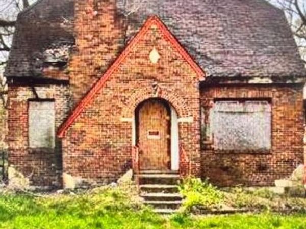 866 Floyd Street , Gary, IN 46403