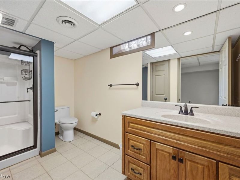 6684 Bonnieview Road, Mayfield Village, OH 44143 Photo 21