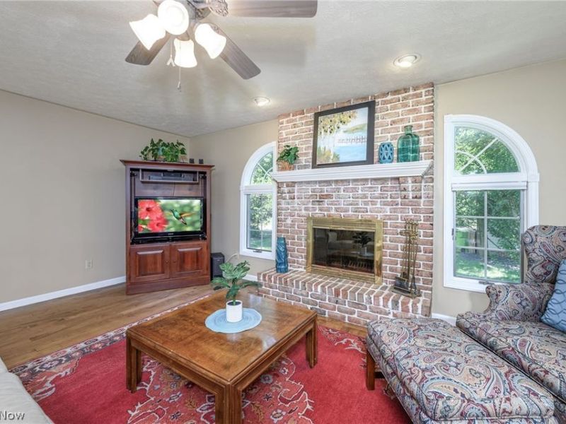 812 Martindale Drive, Tallmadge, OH 44278 Photo 4