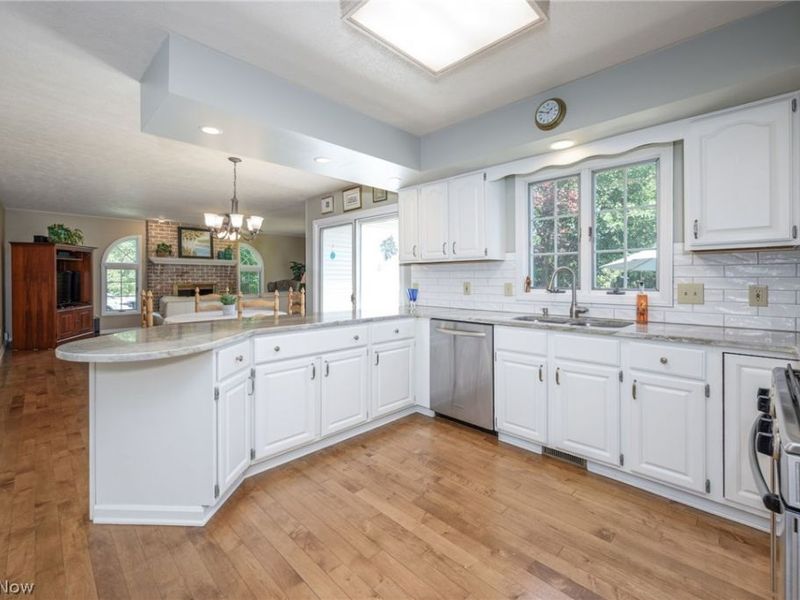 812 Martindale Drive, Tallmadge, OH 44278 Photo 8