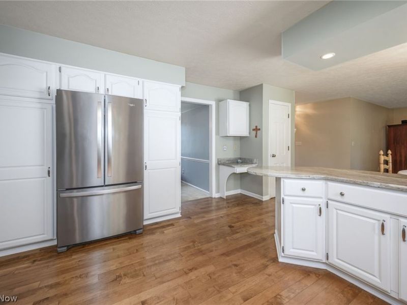 812 Martindale Drive, Tallmadge, OH 44278 Photo 9