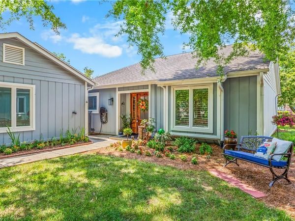 204 Hamilton Court , Bermuda Run, NC 27006