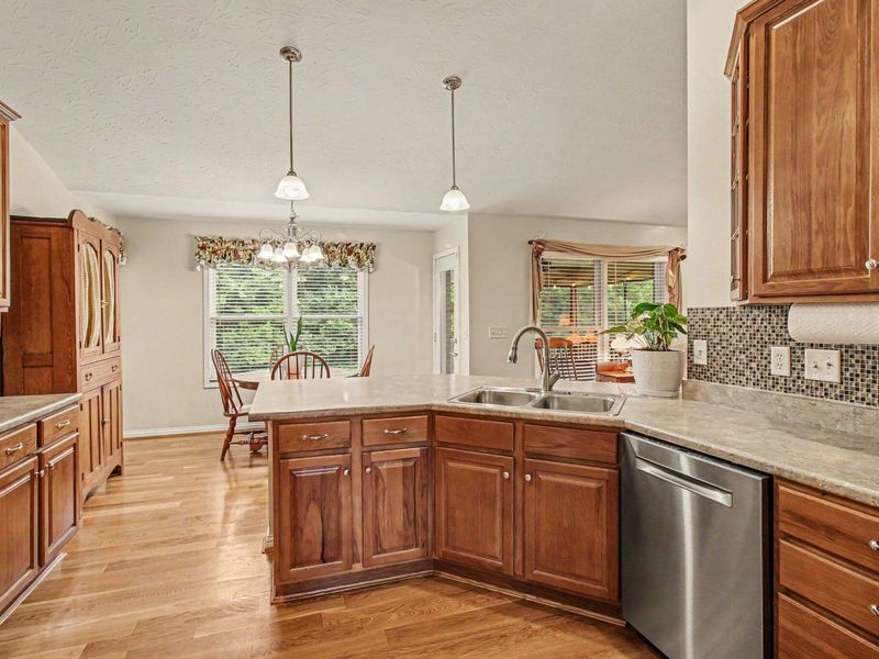 1604 Creekview Drive, Florence, KY 41042 Photo 6