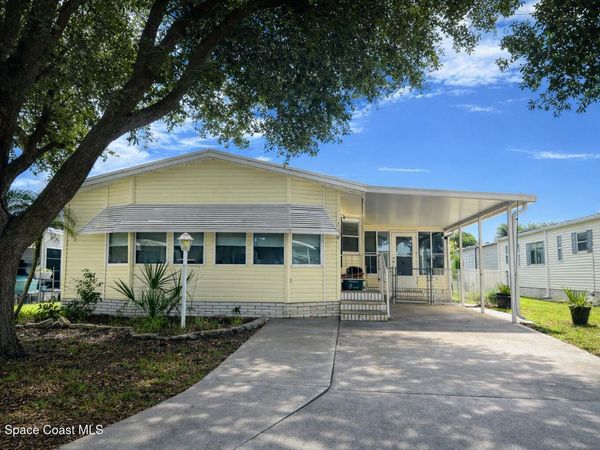 1202 Calusa Drive , Barefoot Bay, FL 32976