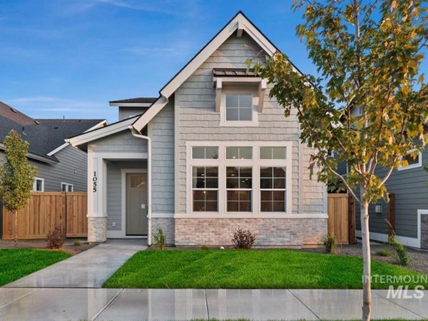 1055 E Escalation St, Meridian, ID 83642