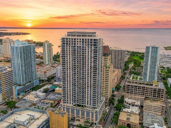 275 1ST AVENUE S, Unit 1504, ST PETERSBURG, FL 33701