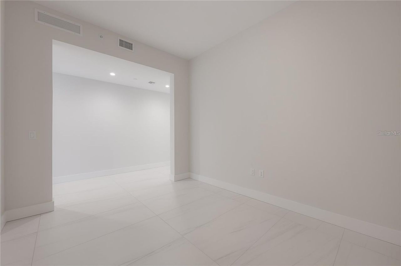 275 1st Avenue S, Unit 1504, Saint Petersburg, FL 33701 Photo