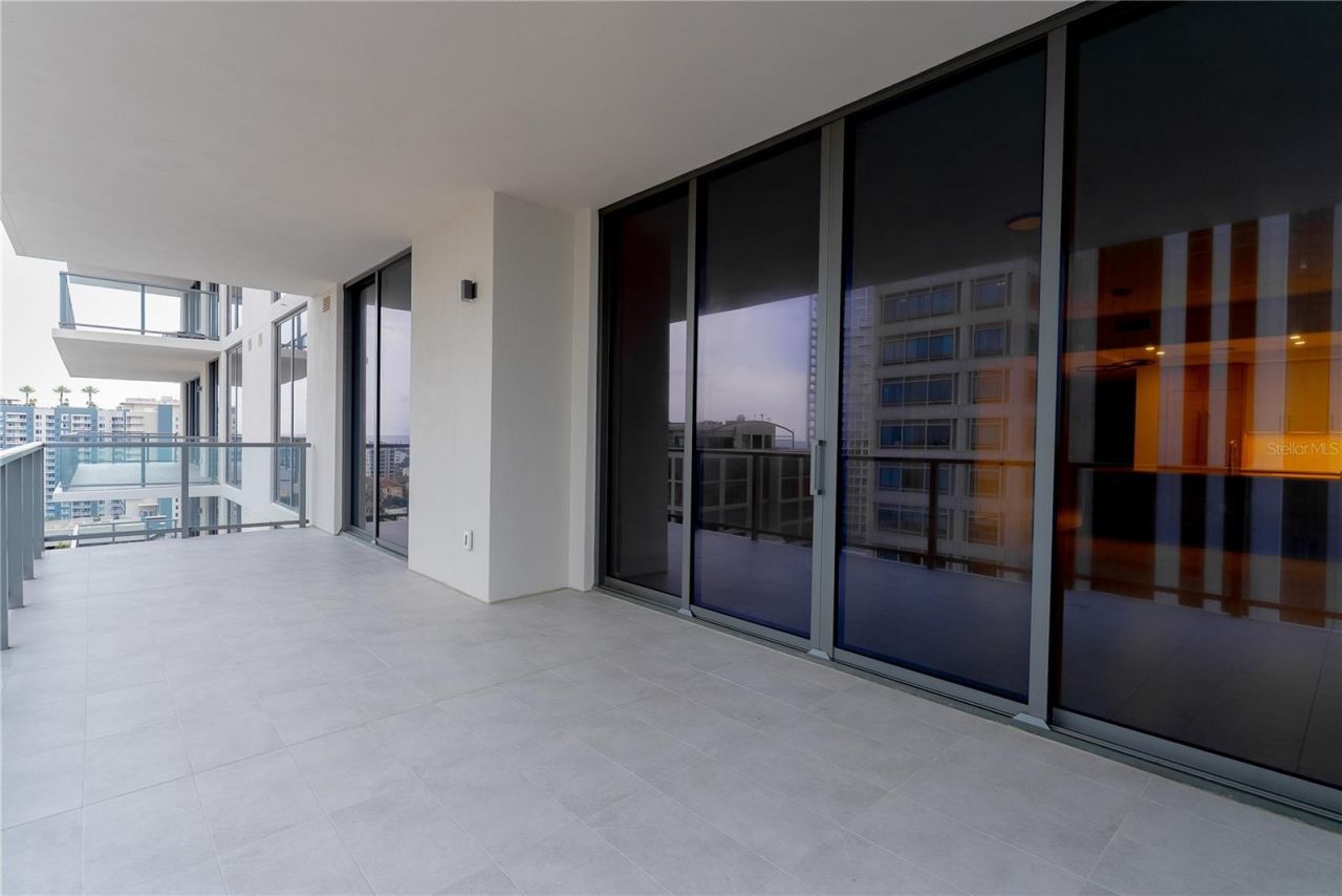 275 1st Avenue S, Unit 1504, Saint Petersburg, FL 33701 Photo