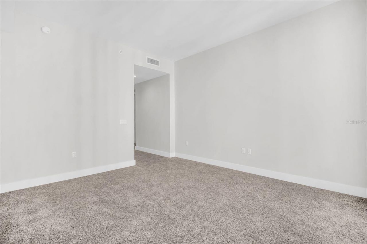 275 1st Avenue S, Unit 1504, Saint Petersburg, FL 33701 Photo