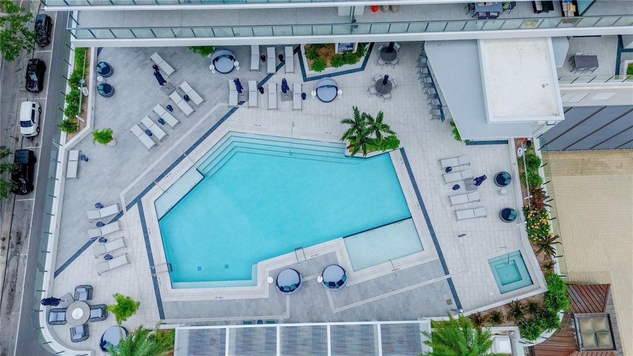 275 1st Avenue S, Unit 1504, Saint Petersburg, FL 33701 Photo