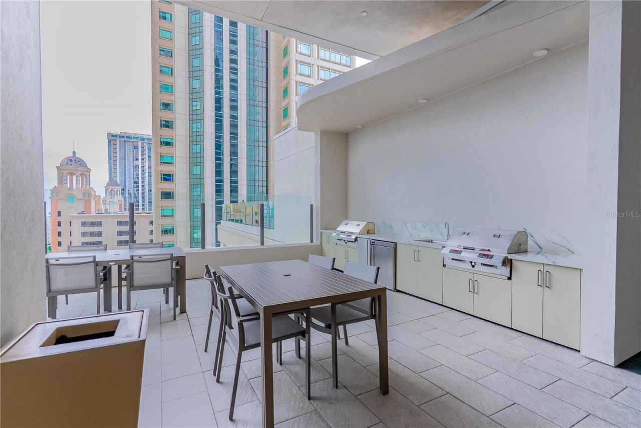 275 1st Avenue S, Unit 1504, Saint Petersburg, FL 33701 Photo