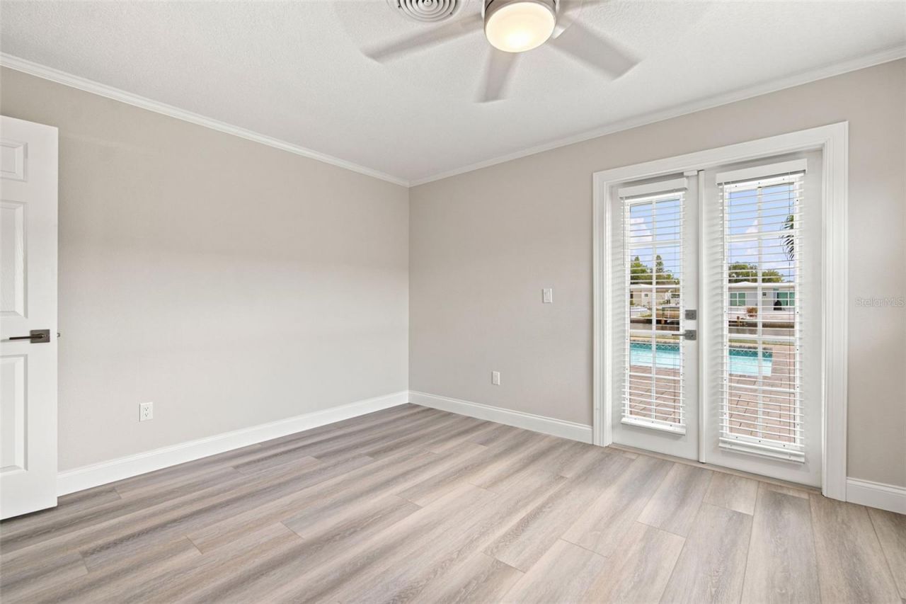 101 92nd Avenue N, Saint Petersburg, FL 33702 Photo