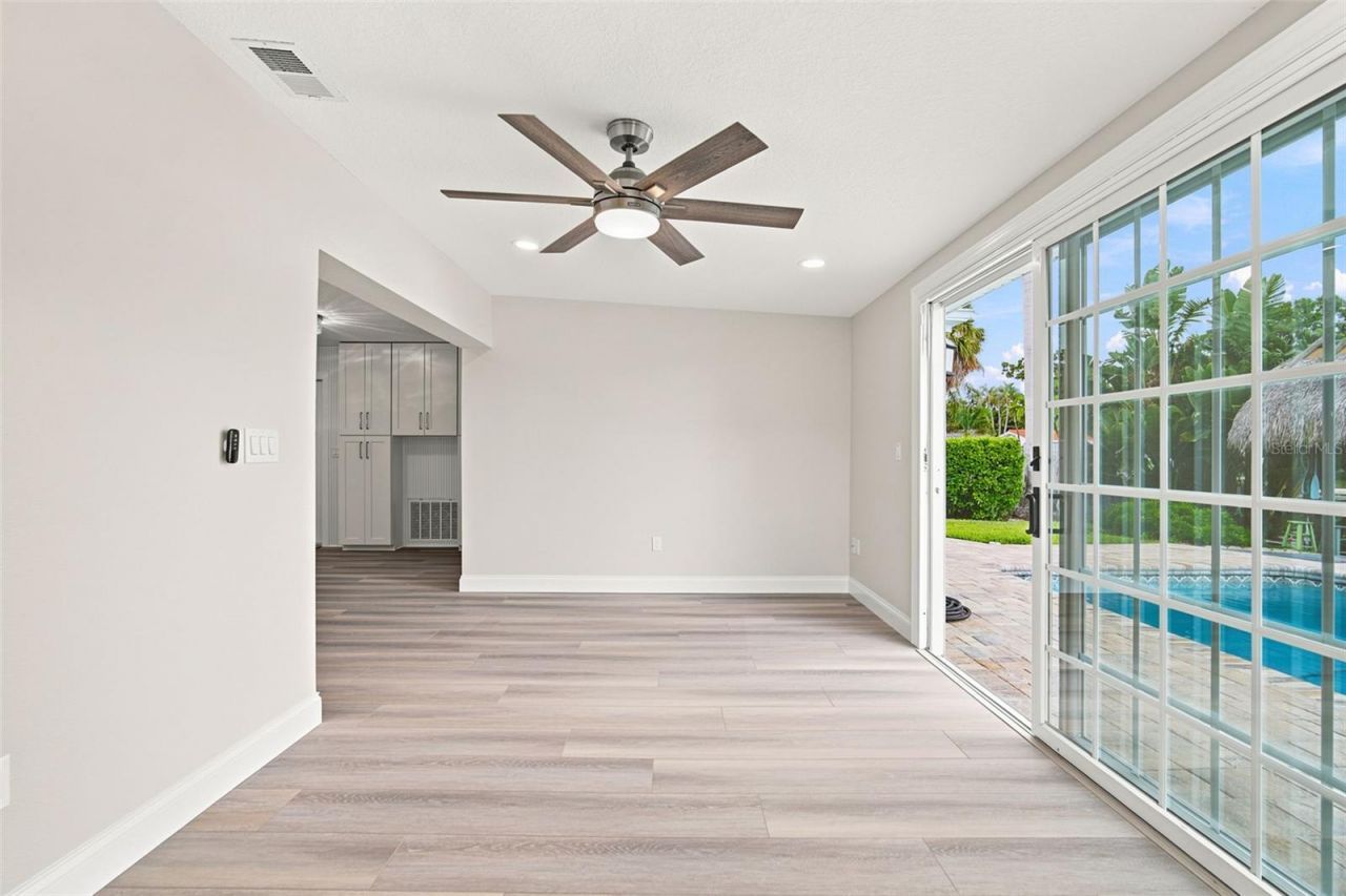 101 92nd Avenue N, Saint Petersburg, FL 33702 Photo