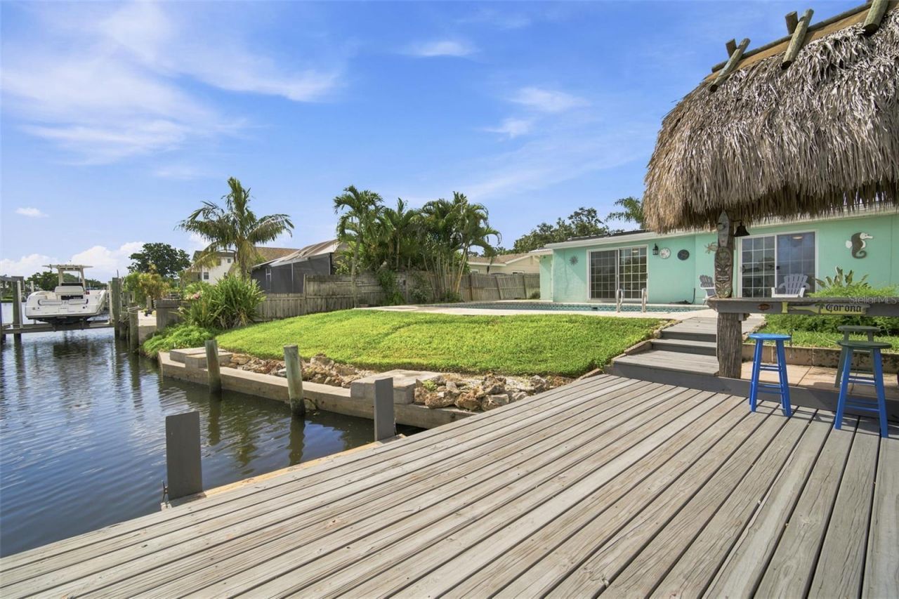 101 92nd Avenue N, Saint Petersburg, FL 33702 Photo