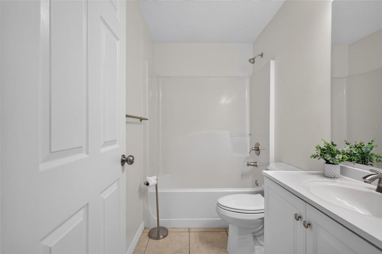 1004 17th Avenue W, Bradenton, FL 34205 Photo