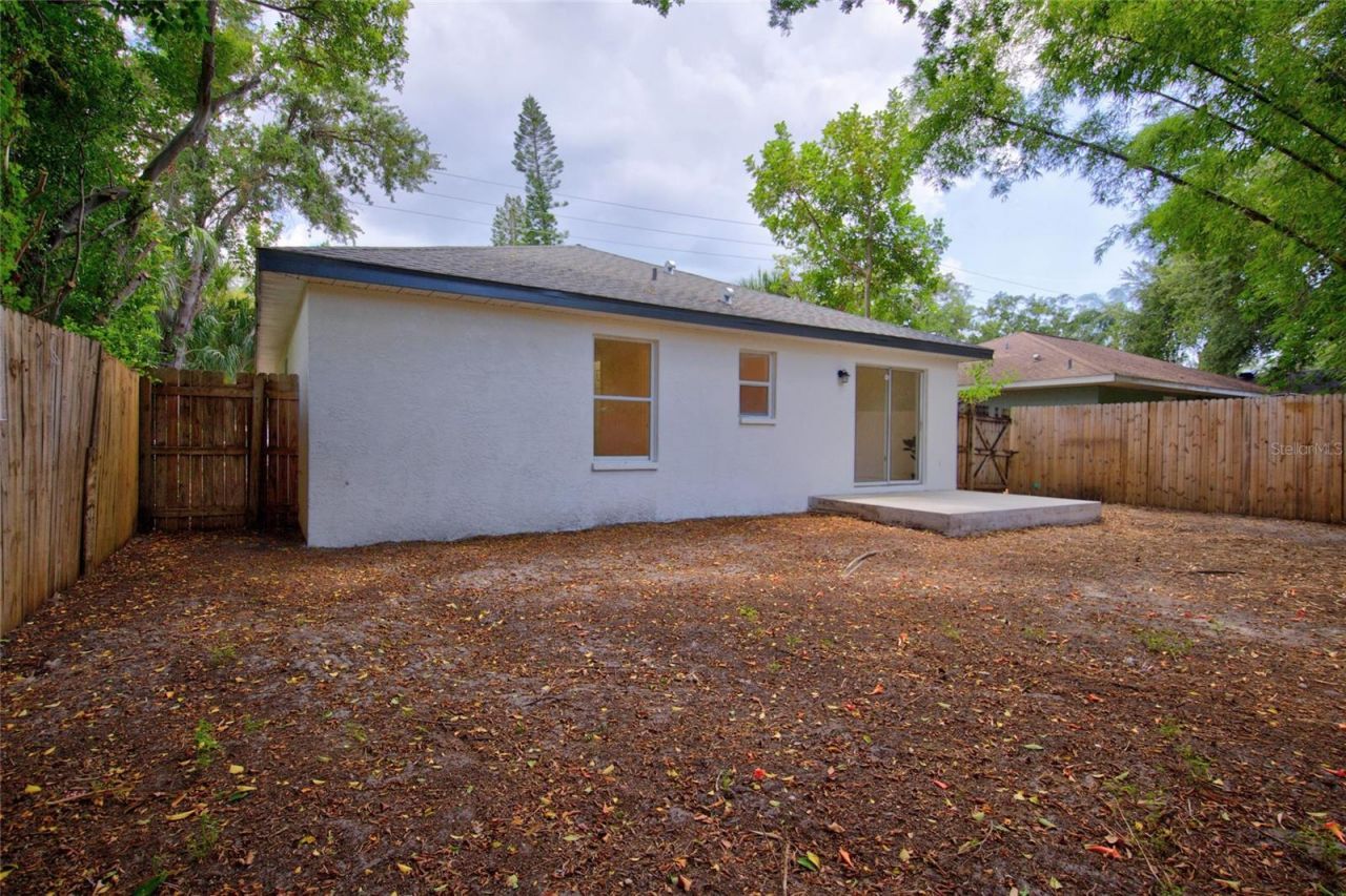 1004 17th Avenue W, Bradenton, FL 34205 Photo