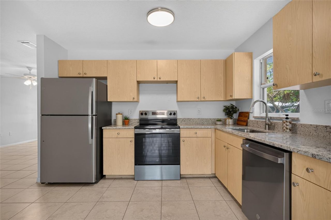 1004 17th Avenue W, Bradenton, FL 34205 Photo