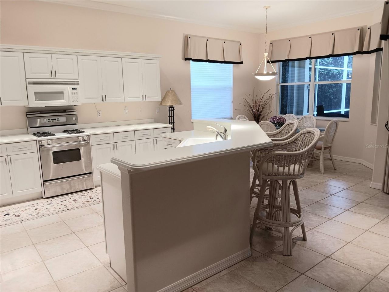 6828 Winslow Street, Sarasota, FL 34243 Photo