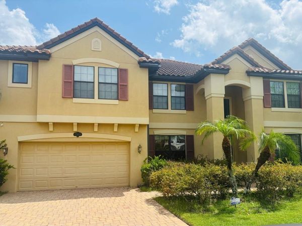 17803 SAINT LUCIA ISLE DRIVE, TAMPA, FL 33647