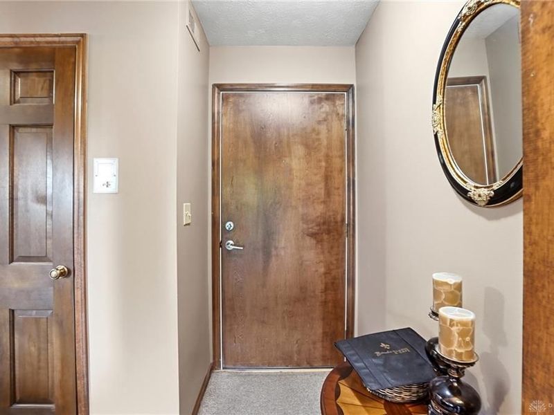 1933 Washington South Drive, Washington Township, OH 45458 Photo 10
