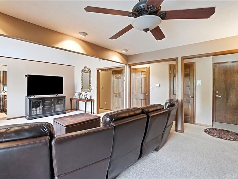 1933 Washington South Drive, Washington Township, OH 45458 Photo 13