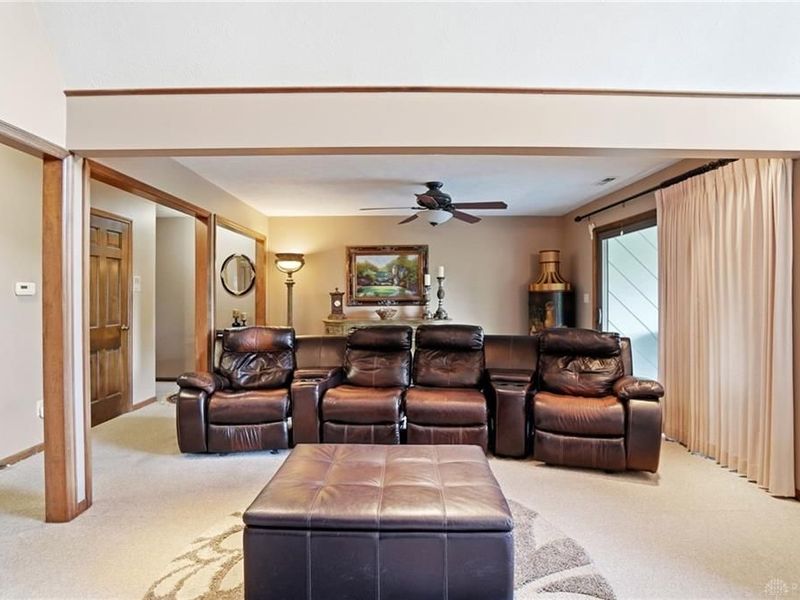 1933 Washington South Drive, Washington Township, OH 45458 Photo 17