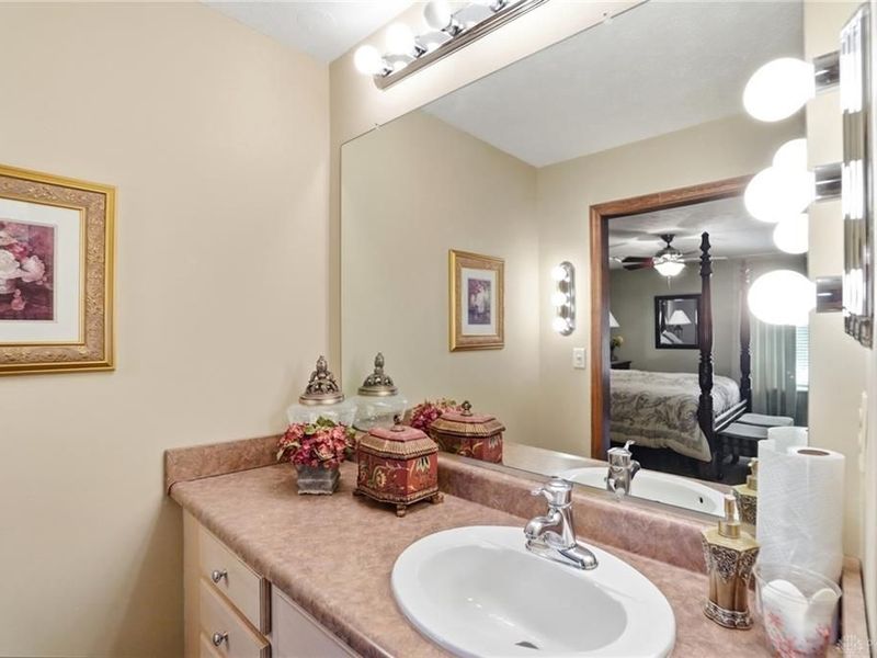 1933 Washington South Drive, Washington Township, OH 45458 Photo 35